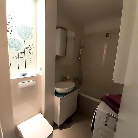 Iris Apartment